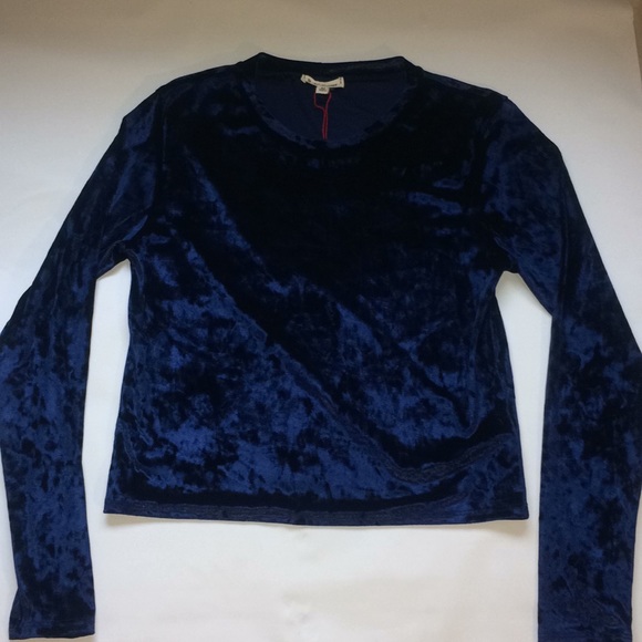 rollacoaster clothing | Tops | Velvet 